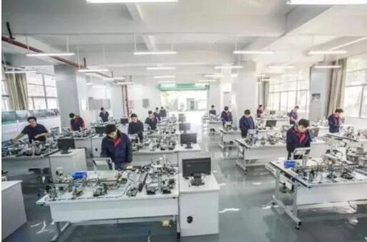 學(xué)員參加PLC工控大賽
